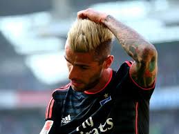 Valon behrami is a midfielder and is 6' and weighs 157 pounds. Watford Resmi Dapatkan Valon Behrami Goal Com