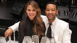 John legend, his wife chrissy teigen and their children are on the cover of the 2019 december edition of vanity fair. Chrissy Teigen John Legend Expecting Second Child Stylecaster