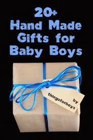 Paste the image of your baby or your favorite pet on this pillow to make them feel good. 20 Handmade Gift Ideas For Baby Boys Things For Boys Homemade Gifts Handmade Gifts For Men Gifts For Kids