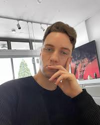 Sean Lusk (@sean.lusk) • Instagram photos and videos