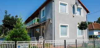 A balaton déli partján balatonfenyvesen közvetlen vízparton 2 apartman, csodálatos panorámával a balatonra kiadó! Tavasz Apartman Fe13 Balatonfenyves Balatoni Szallas Es Apartman Kinalat Balaton On Szallas