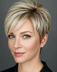 15 Stunning Short Hairstyles for Women Over 50 You'll Love in The First  Comment 💬