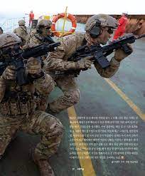 Jun 04, 2021 · 소말리아 해적에 나포된 한국 선원들을 청해부대 udt/seal팀이 구한 이후 한계레 메인에 실린 제목한겨레에 올라온 칼럼이후 실린 만평대한민국 언론 맞냐한겨레 신문 찍는데 쓰이는 나무가 아깝다 ì²­í•´ë¶€ëŒ€ Udt Seal ì†Œë§ë¦¬ì•„í•´ì—­í˜¸ì†¡ì „ëŒ€