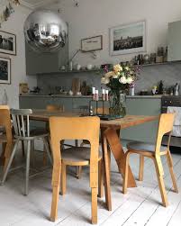 Pin By Rebe On Hima Home Decor Interior Dining Table