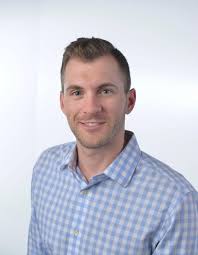 Kenneth Dowling's Instagram, Twitter & Facebook