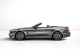 Next Mercedes Benz Sl May Lose Retractable Hardtop Carscoops Mercedes Sl Mercedes Benz Mercedes