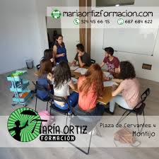 MARIA ORTIZ FORMACION