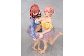 The quintessential quintuplets, kyoto, japan. The Quintessential Quintuplets Ichika Nakano And Miku Nakano S 1 7 Wing Mykombini