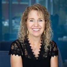 Angela Keyser's Instagram, Twitter & Facebook