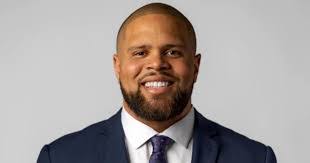 Ronald Morrell's Instagram, Twitter & Facebook