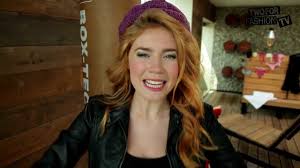 Joko winterscheidt rastet total beim interview mit matthias schweighöfer und florian david fitz aus. Alles Spitze Unterwasche Trends Im Herbst Staffel 3 Folge 11 Two For Fashion Tv Youtube