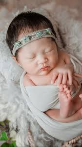 60 Nama Cewek Cantik untuk Bayi Perempuan, Penuh Makna Bijak