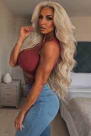 Ashley Reed on X: Whats the best part of me, front or back?🤔  t.cou4EmAPvOOA  X