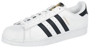 Hüftbereich und oberschenkel schmal zulaufend geschnitten, beine schmal geschnitten, logostickerei bei otto. Adidas Superstar Weisser Sneaker Mit Drei Streifen Emp