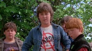 An autistic boy who dreams of flying touches everyone he meets, including a new family who has moved in after their father dies.an autistic boy orphaned eric has never spoken a word, and without having been told about the incident, began to think he could fly at the exact moment his parents died. The Boy Who Could Fly 1986 By Nick Castle