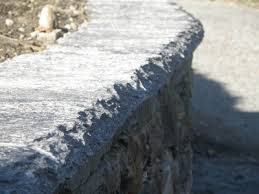 Gli elementi sono tenuti insieme e stabilizzati con la malta, una miscela di cemento di portland, sabbia ed acqua o una muri in pietra lavica. Vendita Diretta Di Pietre Per Muri E Copertine Di Vari Colori E Misure