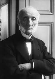 106 Mutton Chops Image: PICRYL