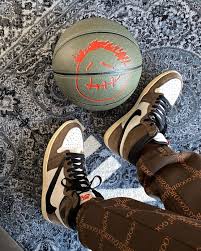 Pin By Isabelle Da Silveira On Shoes In 2020 Travis Scott Air Jordans Travis Scott Wallpapers Check out this fantastic collection of travis scott wallpapers, with 42 travis scott background images for your desktop, phone or tablet. pinterest