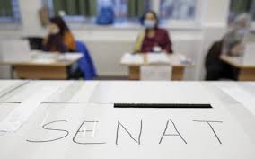 Prezenţa la vot pe ţară la scrutinul parlamentar a fost, duminică, până la ora 21:00, de 31,84%, adică 5.793.135 de alegători, potrivit datelor anunţate de biroul electoral central (bec). L5cvgpv5hmlesm