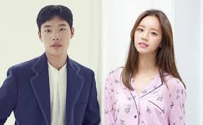 걸스데이 혜리 류준열 결별설에 대해서. ë‹¨ë… ê°œì¸ì¼ì • í˜œë¦¬ë„ ì˜êµ­è¡Œ ë¥˜ì¤€ì—´ê³¼ ê°™ì€ íœ´ê°€ì§€ë¡œ