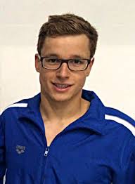 Thomas Lurz hängt Badehose an den Nagel