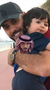 Lo expulsaron de su país por su belleza. 10 años después parece un hombre  diferente. Omar Borkan cambió el rumbo de su vida al ver nacer a su hijo y  al separarse de la mujer que amó con locura, pero ...
