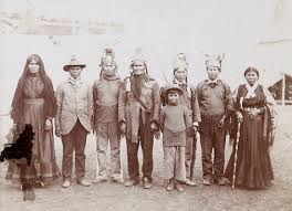Geronimo Apache And Group At Pan American Exposition Buffalo N Y American Indian History North American Indians Geronimo