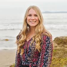 Lucy Hansen (@lucynoel24)