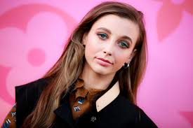 Emma Chamberlain Hates Being Called an "Influencer"