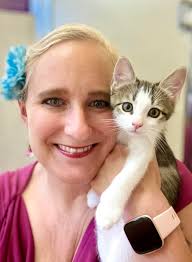 Kittens at the shelter plus Lo & Oreo! 🐈‍⬛🐾❤️ Then there's some Peanut  🥜🐱& Dora 🐈‍⬛🐾