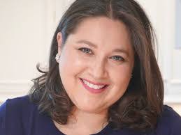 Lauren Braun's Instagram, Twitter & Facebook