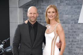 Free uk delivery on eligible orders! Rosie Huntington Whiteley Jason Statham Sie Verkaufen Ihr 18 Millionen Euro Strandhaus Gala De