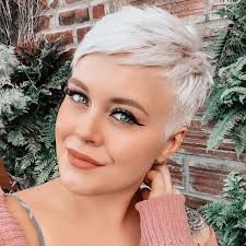 But the thing about short hair is the best short haircuts of 2021. Pin On Girly Goodness Hair