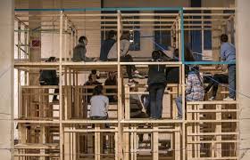 CLASSROOM: Liminal Geopoetics: Pedagogies in Public, with Mônica Hoff and  Miguel Braceli