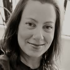 Tai Chi vs. Yoga: What's the Difference?