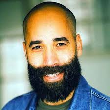 Freddie Lockhart's Instagram, Twitter & Facebook