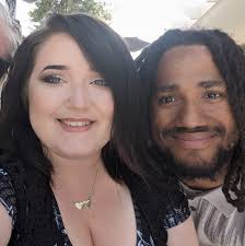 What is the correct order of applying base and builder coats for gel nail  application?