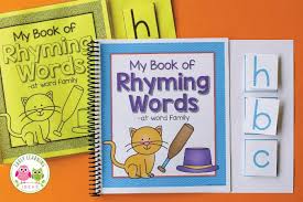 These printable booklets will help your students learn to recognize sight words. The Free Printable Books That Will Help Your Kids With Rhyming Early Learning Ideas