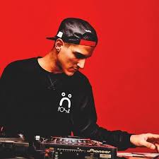 Dj Cream S Top 10 Italian House Techno Tracks Dj Techno Italian Home
