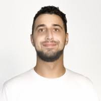 800+ perfiles de «At Cusenza»