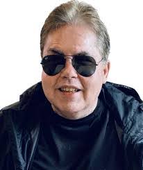 Randall Rogers's Instagram, Twitter & Facebook