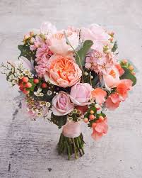 All you need to get started designing the custom the floral look of your dreams is $35 and a friendly phone consultation with one of our girls. Living Coral Bouquet Ideas To Steal This Year My Sweet Engagement