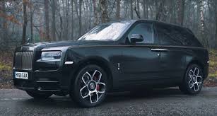 The silhouette is more like a london cab than a luxury coupé. Rolls Royce Suv Er Xuv Is Fantastic Confirms Carwow Teamspeed