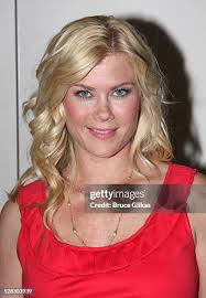 75 Olivia Sweeney Photos & High Res Pictures