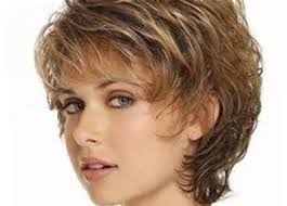 Short Haircuts For Women Over 50 With Thick Wavy Hair Hairstyles Short Wavy Hairstyles For Women Short Curly Hairstyles For Women Short Wavy Hair