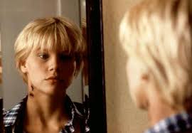 Sammi Davis Pictures