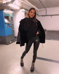Find all instagram photos and other media types of chvr1y in chvr1y instagram account. Look Of Charlykhn From 25 November 2018 21 Buttons