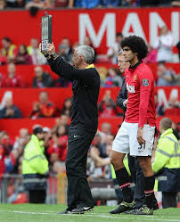 Primul jucător care va părăsi man. Fellaini Debut Man Utd News Manchester United Fans Manchester United