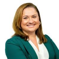 Angela Champlin's Instagram, Twitter & Facebook