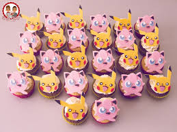 Un Jeu D Enfant Pikachu Cake Pokemon Cupcakes Pokemon Birthday